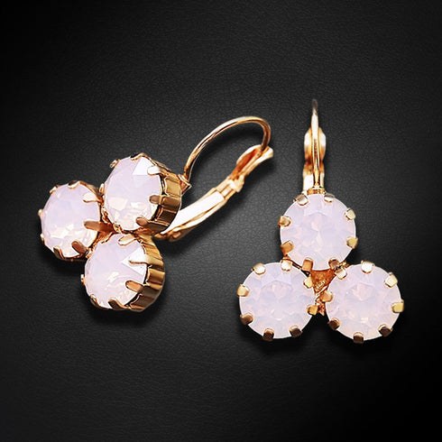 Auskarai "Kristalo Ponios II (Rožių Vandens Opalas)" su Swarovski™ kristalais
